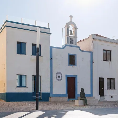 Palmeiras House - 4*