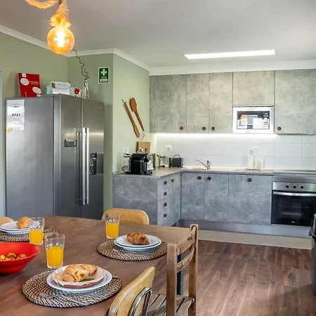 Guest house Palmeiras House - Santa Cruz *
