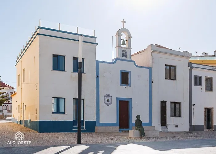 Palmeiras House - 4*